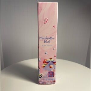 Marshmallow Blush Travel Size NWT ***